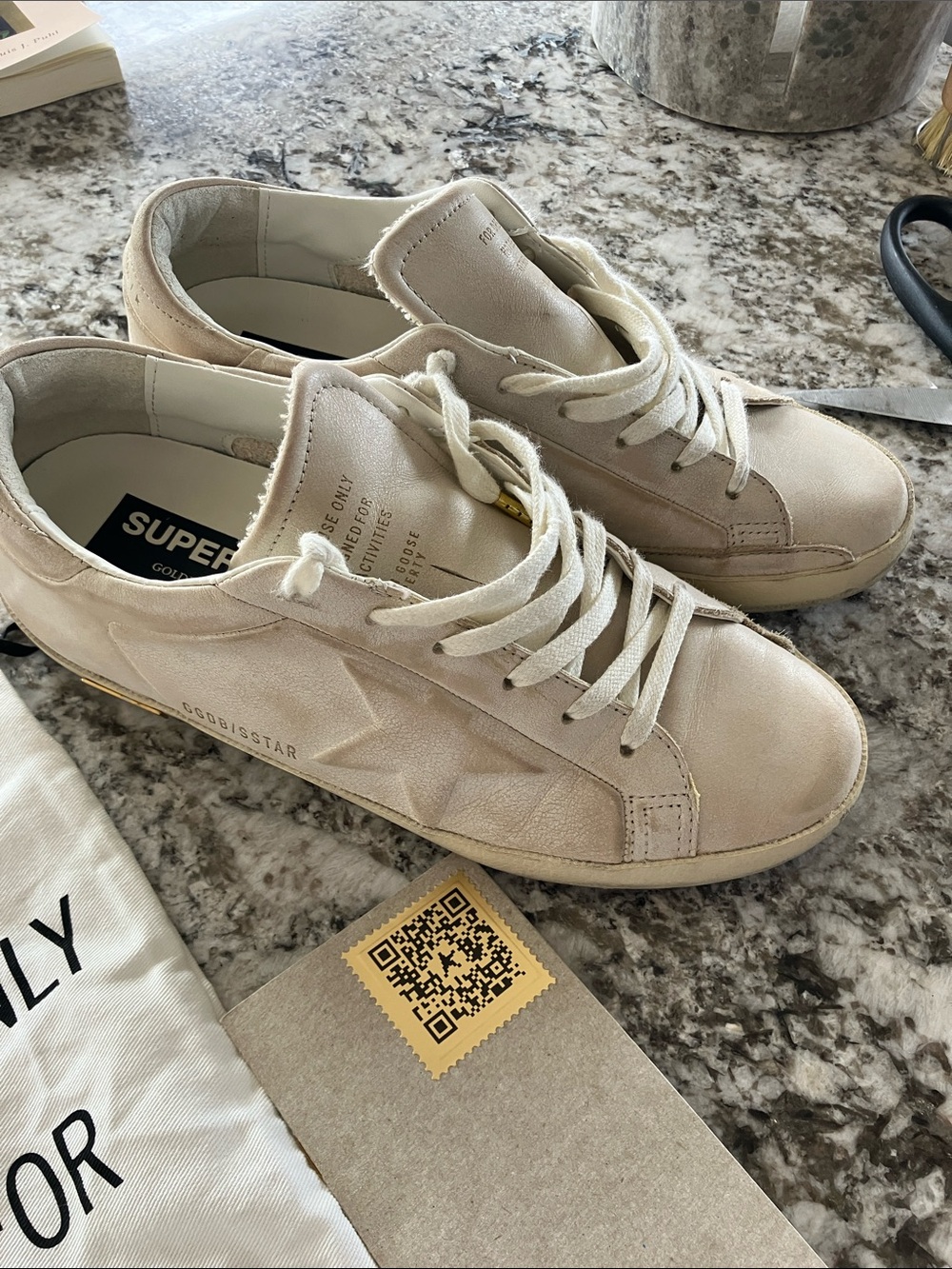 Golden Goose Women’s Super-Star with white leather star and heel tab